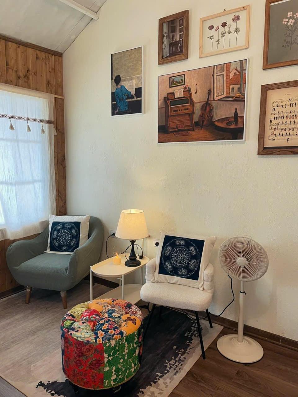 ホテル Retro House モクチャウ エクステリア 写真