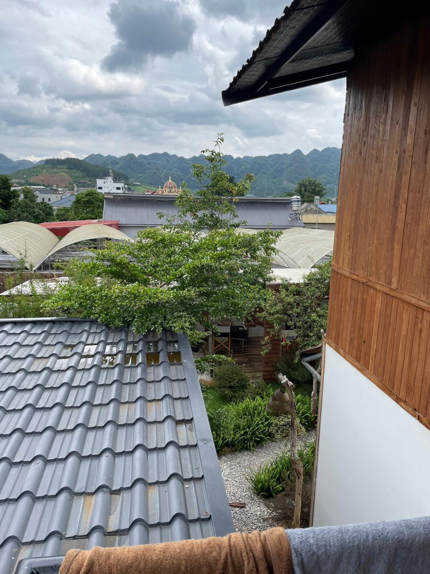 ホテル Retro House モクチャウ エクステリア 写真